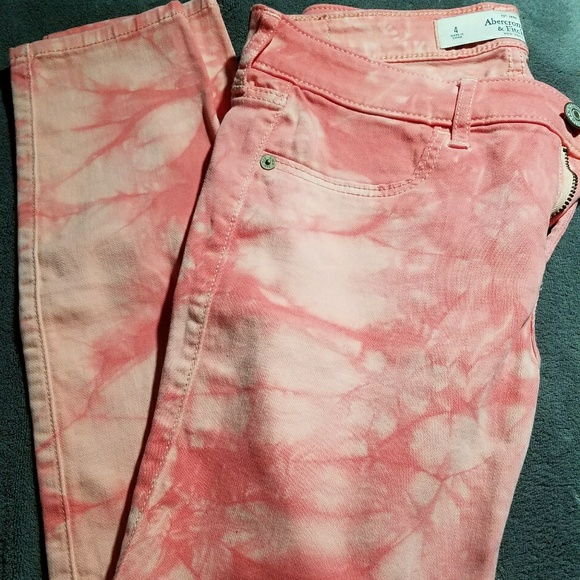 ❤ PRICE DROP❤!! Abercrombie and Fitch Jeggings - Picture 3 of 8